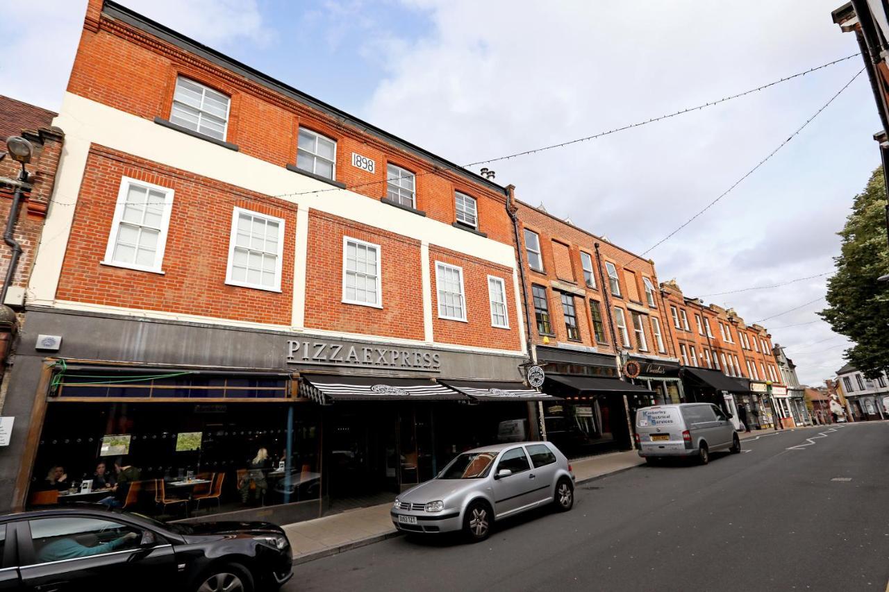 Elegant Norwich Apartment In The Lanes W Parking Экстерьер фото